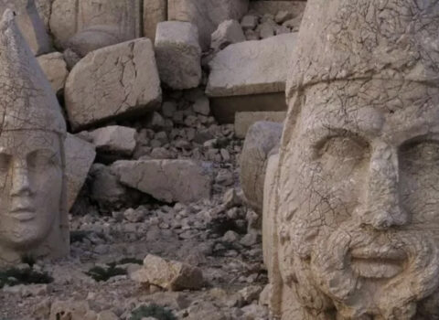 Həzrəti İbrahimi oda atan və Allaha üsyan edən hökmdarın qəribə ölümü – ƏTRAFLI