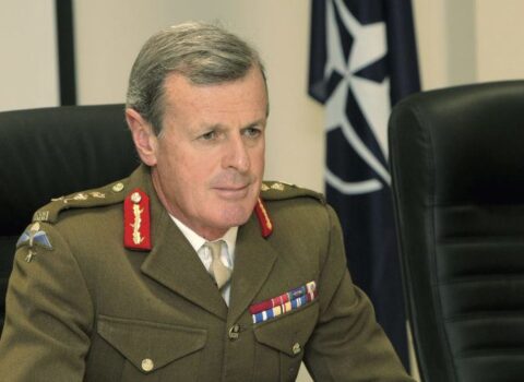 NATO-nun keçmiş komandanı: “Rusiya ilə müharibəyə hazır olun!”