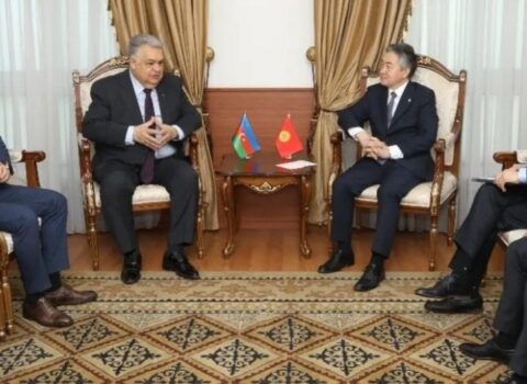 Qırğızıstanın XİN başçısı Azərbaycan səfiri ilə görüşdü