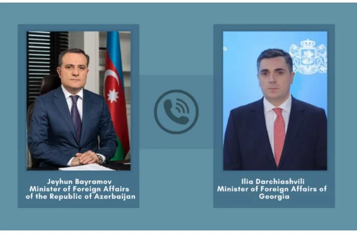 Ceyhun Bayramov həmkarını təbrik etdi