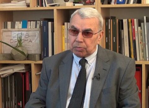 Əməkdar memarın ölkədən çıxışı qadağan olundu