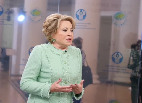 Matviyenko “bütün Rusiyanı mismarla doldurmağa” ÇAĞIRDI