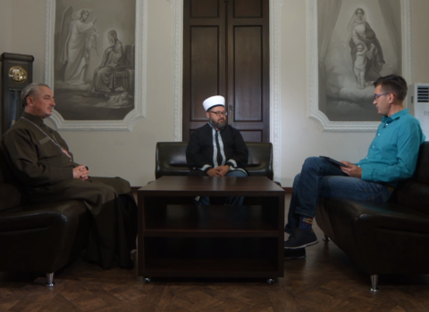 “Moskva keşişlərinin xəyanəti göz qabağında idi” – “Əl-Basir” məscidinin imamı Vitali Overko ilə MÜSAHİBƏ