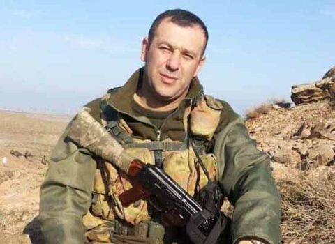 Hərbçilərə işgəncə verdiyi üçün axtarılan Polad Əzizov kimdir?