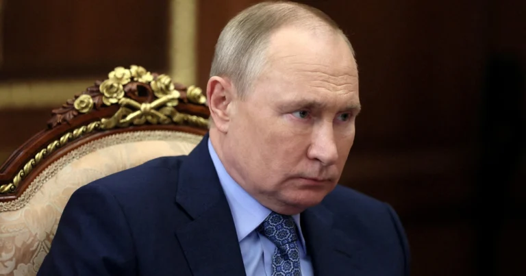 İrəvanda partiya lideri Putinə “qatil” deyən rusla dalaşdı – DETALLAR