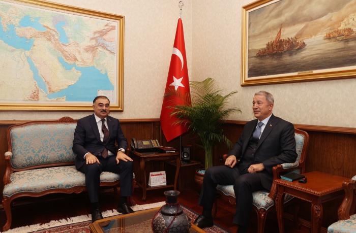 Hulusi Akar Azərbaycan səfiri ilə görüşdü