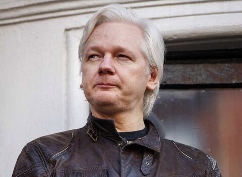 Böyük Britaniya “WikiLeaks”in qurucusu Assancı ABŞ-a ekstradisiya edəcək