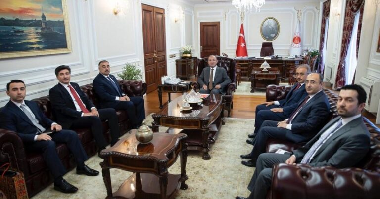 Azərbaycan səfiri Türkiyənin ədliyyə naziri ilə görüşdü Azərbaycan səfiri Türkiyənin ədliyyə naziri ilə görüşdü