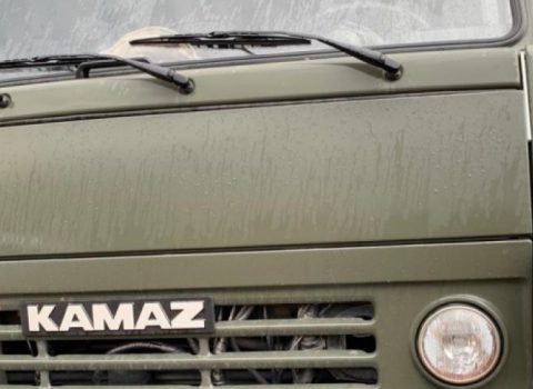 Atla yolu keçmək istəyən şəxsi “KaMAZ” vurdu