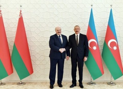 Lukaşenko İlham Əliyevi TƏBRİK ETDİ