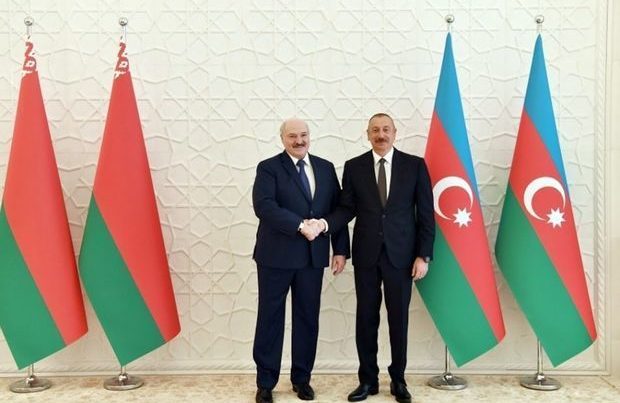 Lukaşenko İlham Əliyevi TƏBRİK ETDİ Lukaşenko İlham Əliyevi TƏBRİK ETDİ