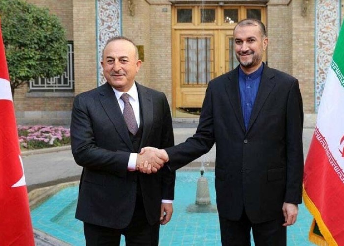 Çavuşoğlu və Abdullahiyan ikitərəfli münasibətləri müzakirə etdilər