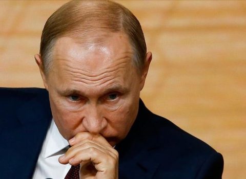 Putin qəribə hərəkəti ilə hamını TƏƏCCÜBLƏNDİRDİ – VİDEO