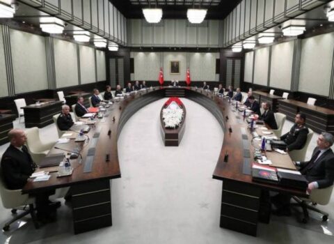 Ərdoğan hökuməti topladı – Ukrayna müzakirə edilir