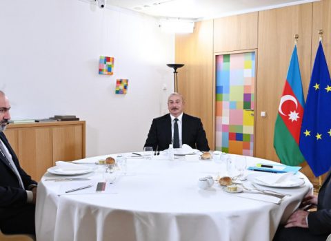 Şarl Mişel sərhəd komissiyalarının görüşündən YAZDI