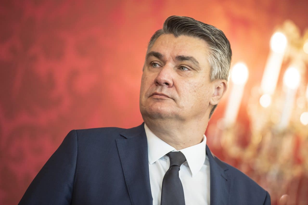 Xorvatiya lideri İlham Əliyevə məktub göndərdi