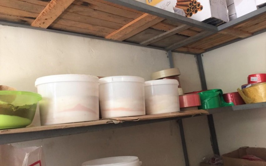 Kolbasa və sosiska istehsalı müəssisəsində nöqsanlar AŞKARLANDI - FOTO