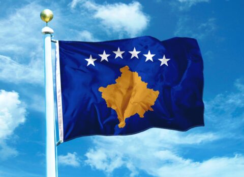 Daha bir ölkə Kosovonu tanıdı