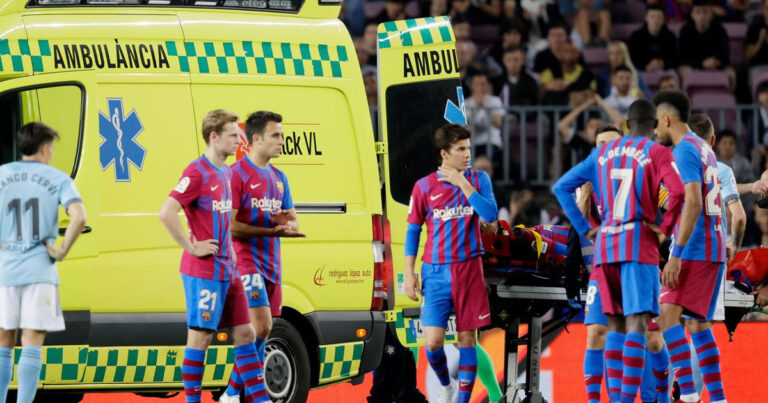 “Barselona”nın futbolçusu xəstəxanadan buraxıldı
