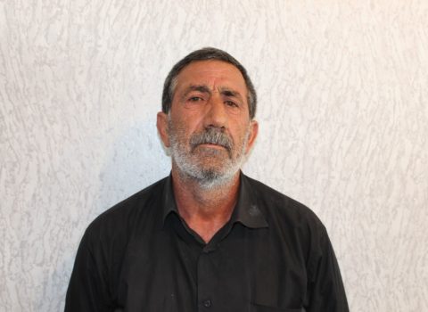 Həyətində narkotik plantasiyası salan şəxs tutuldu – FOTO