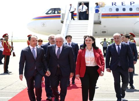 Ermənistan və Gürcüstan prezidentləri görüşüb – FOTO