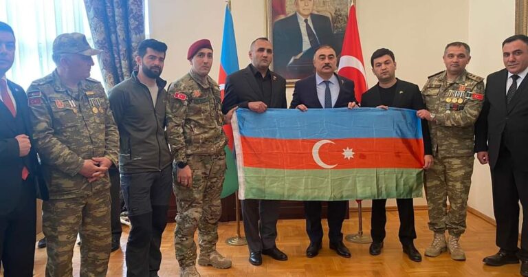 Azərbaycanın Türkiyədəki səfirliyində qazilərlə görüş keçirildi Azərbaycanın Türkiyədəki səfirliyində qazilərlə görüş keçirildi