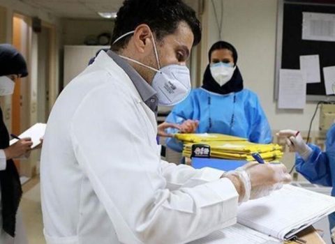 İranda tibb işçilərinin və akademiklərin 53%-dən çoxu ölkəni tərk etmək istəyir