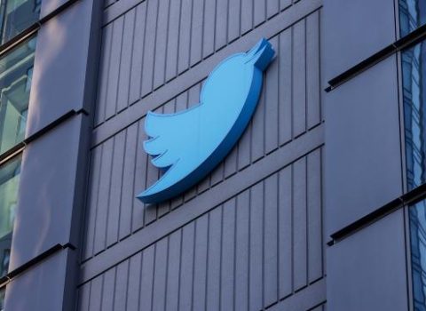 ABŞ Twitter-i 150 milyon dollar CƏRİMƏLƏDİ – SƏBƏB