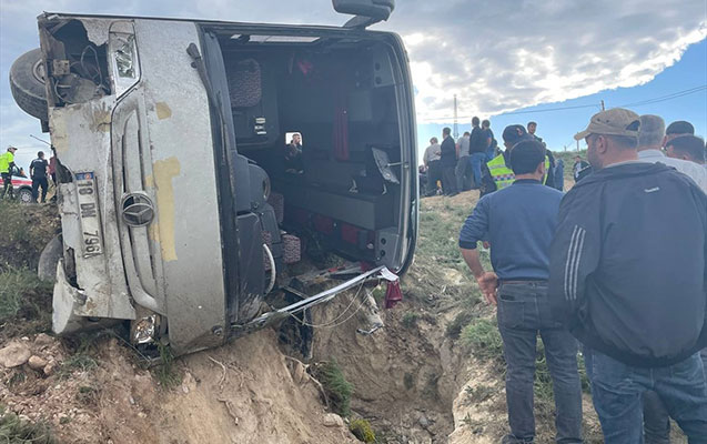 Türkiyədə avtobus aşdı, xeyli sayda yaralı var - VİDEO