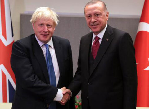 Boris Conson Ərdoğanla türkcə zarafatlaşdı, Bayden güldü – VİDEO