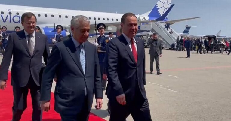 Belarusun Baş naziri Azərbaycana gəldi Belarusun Baş naziri Azərbaycana gəldi