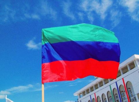 “Müharibəyə yox! Ukraynaya azadlıq! Putin şeytandır!” – “Son zəng”də ŞÜAR QALMAQALI  – VİDEOLAR