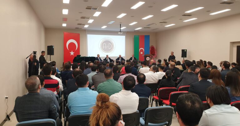 Türkiyədə azərbaycanlı həkimlərlə görüş keçirildi – FOTOLAR Türkiyədə azərbaycanlı həkimlərlə görüş keçirildi – FOTOLAR