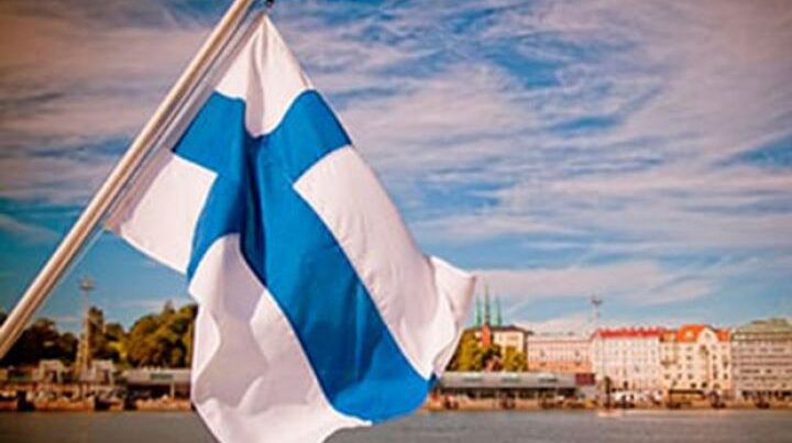 Finlandiya “Faberlic”in hesablarına həbs qoydu