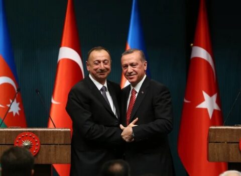 İlham Əliyev və Rəcəb Tayyib Ərdoğan təyyarələri Rizə-Artvin hava limanına ENİŞ ETDİ – FOTO/VİDEO