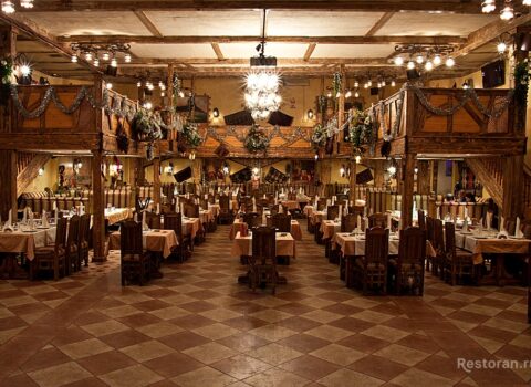 “Bakı evi” restoranında KÜTLƏVİ DAVA  – Bir erməni öldü, 2-si yaralandı – FOTO