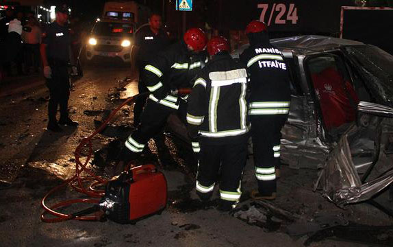Türkiyədə 16 yaşlı sərxoş yeniyetmə qəza törətdi - Ölənlər var