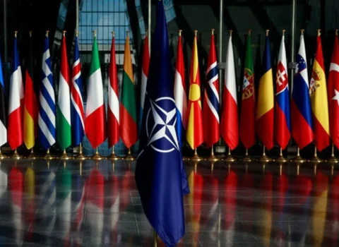 “Bu regionun silahsızlaşdırılması lazımdır, çünki NATO barıt çəlləyinin üstündə otura bilməz” – Şeremetyev