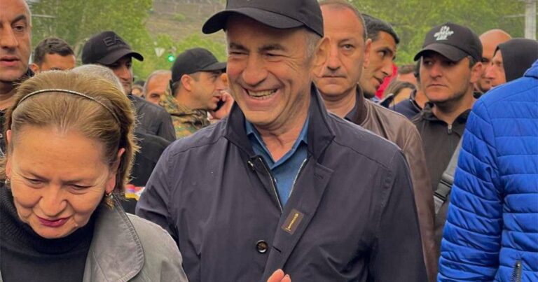 İrəvanda Paşinyanın əleyhinə aksiyalarda Koçaryanın oğlu da saxlanıldı – VİDEO İrəvanda Paşinyanın əleyhinə aksiyalarda Koçaryanın oğlu da saxlanıldı – VİDEO