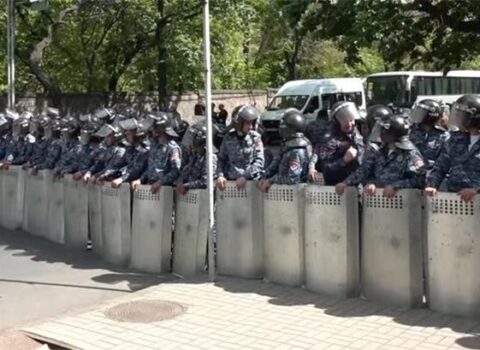 Ermənistan TŞ müxalifətin parlament binasını ələ keçirə biləcəyi barədə MƏLUMAT YAYDI – VİDEO