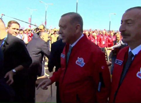 Azərbaycan və Türkiyə prezidentləri “TEKNOFEST Azərbaycan”da sərgi zonasındakı pavilyonlarla tanış oldular