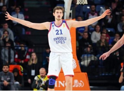 Ulduz basketbolçu öz boyu ilə Ərdoğanı təəccübləndirdi – FOTO