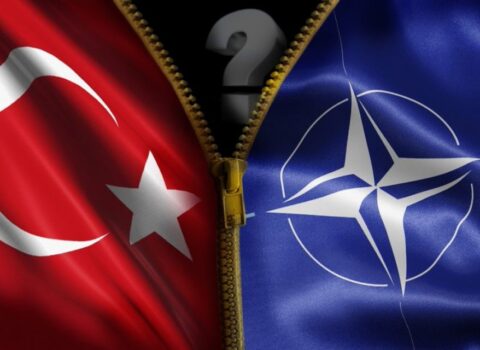 Türkiyədə ölkənin NATO-dan çıxması tələbi ilə kampaniya BAŞLADI – FOTO