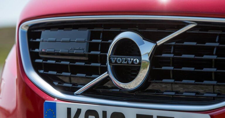 “Volvo Cars” istehsalı dayandırır