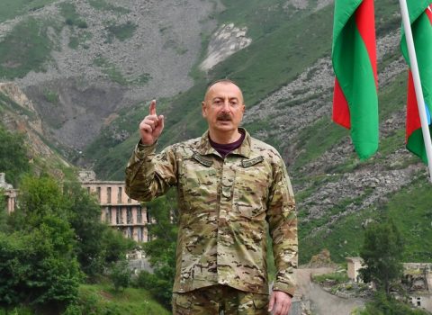 Dövlət başçısı: “Ermənistanla bütün sərhəd boyunca yeni mövqelər, yeni postlar quraşdırılır”