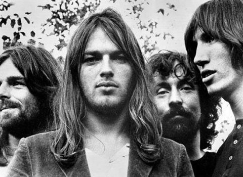 Əfsanəvi “Pink Floyd” müəllif hüquqlarını satır
