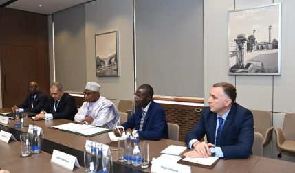 Ceyhun Bayramov İƏT-in Baş katibi ilə görüşdü - FOTO