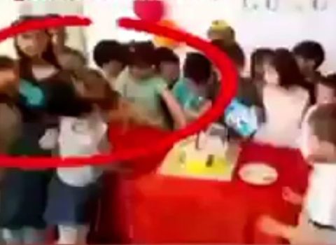 Bağçada uşağın saçını yolan aşpaz CƏZALANDIRILDI – VİDEO