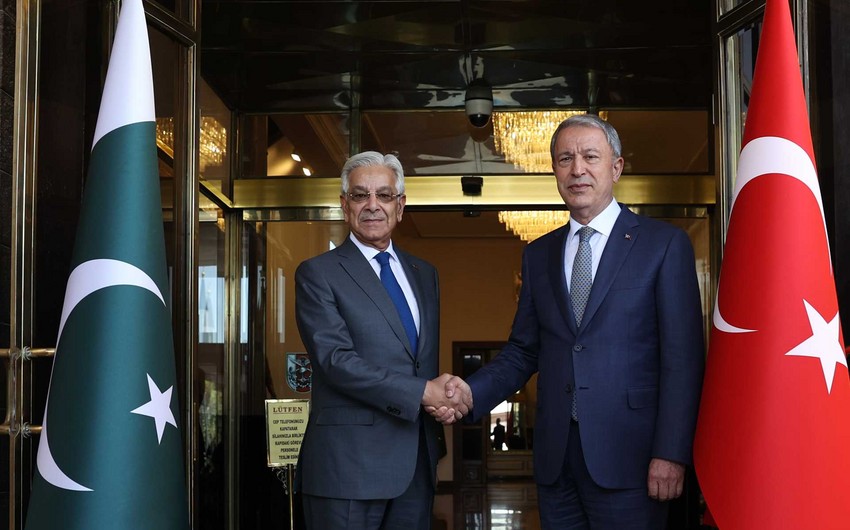 Türkiyə və Pakistan müdafiə nazirləri arasında görüş oldu