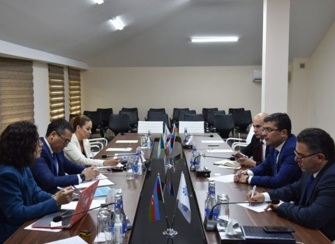 MEDİA-da Qazaxıstanın İnformasiya Komitəsinin sədri ilə görüş keçirildi